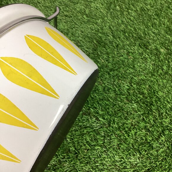 Cathrineholm Yellow White Enamel Lotus Stock Pot Casserole Dish No lid - Picture 12 of 15